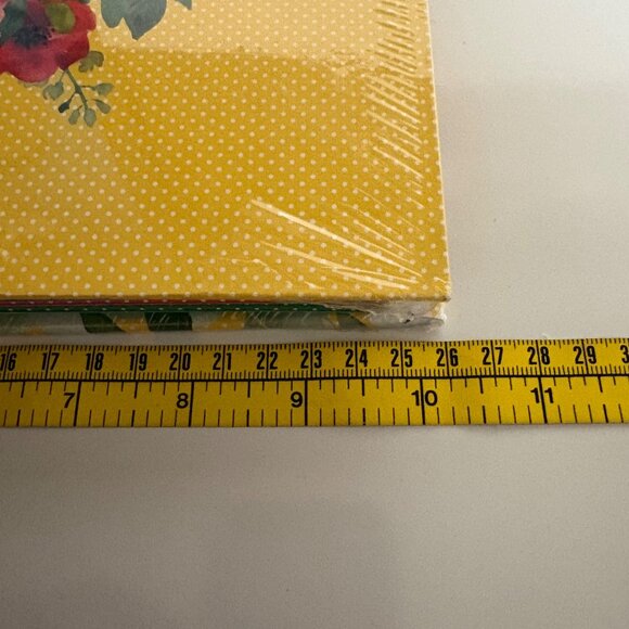 The Pioneer Woman Cooks Treasured Recipes Deluxe Recipe Binder Ree Drummond NEW - Picture 8 of 8